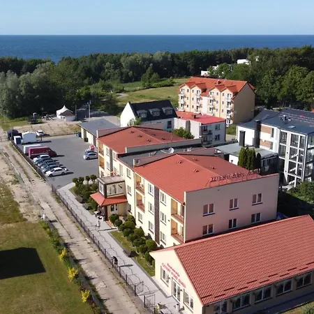 Cztery Pory Roku פארק נופש *