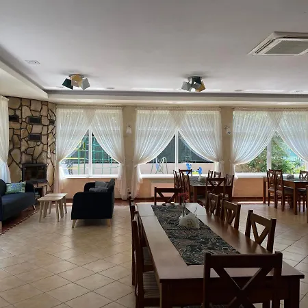 פארק נופש Cztery Pory Roku *