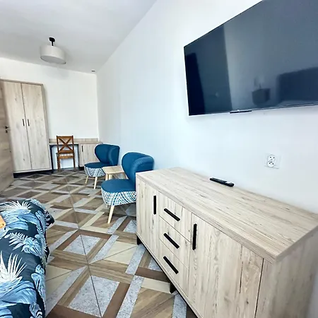 Cztery Pory Roku * أوسترونيه مورسكية