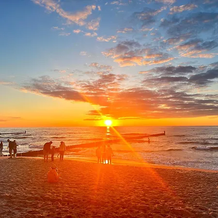 Cztery Pory Roku פארק נופש אוסטרוני מורסקי