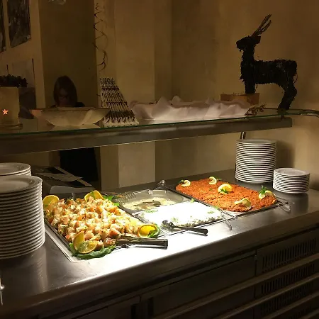 Cztery Pory Roku * אוסטרוני מורסקי