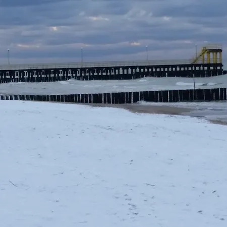 פארק נופש Cztery Pory Roku אוסטרוני מורסקי