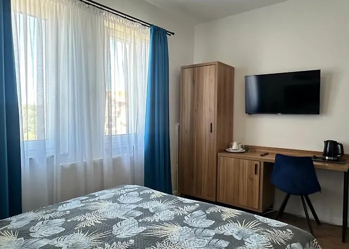 Cztery Pory Roku Kompleks wypoczynkowy *